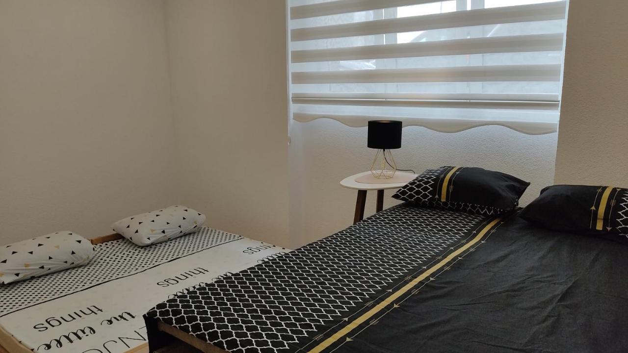 Studio Apartment - A Bit Of Joy Saraievo Exterior foto