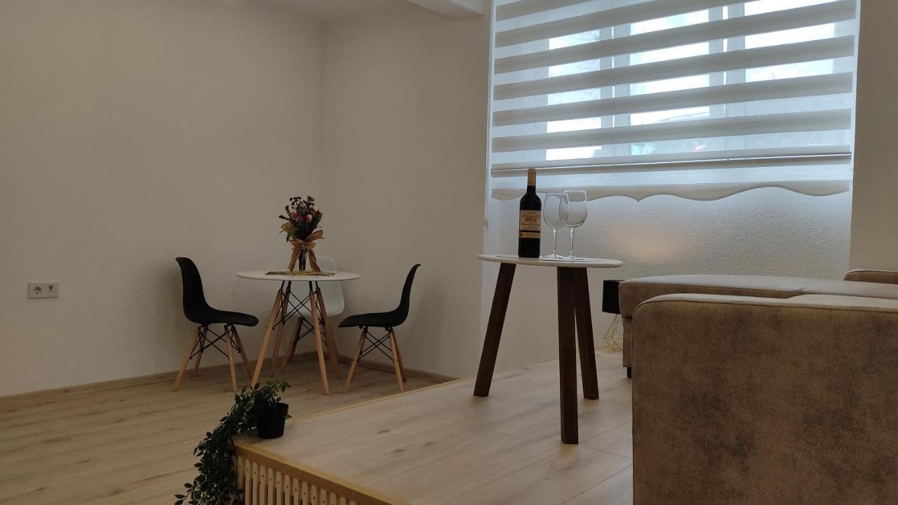 Studio Apartment - A Bit Of Joy Saraievo Exterior foto