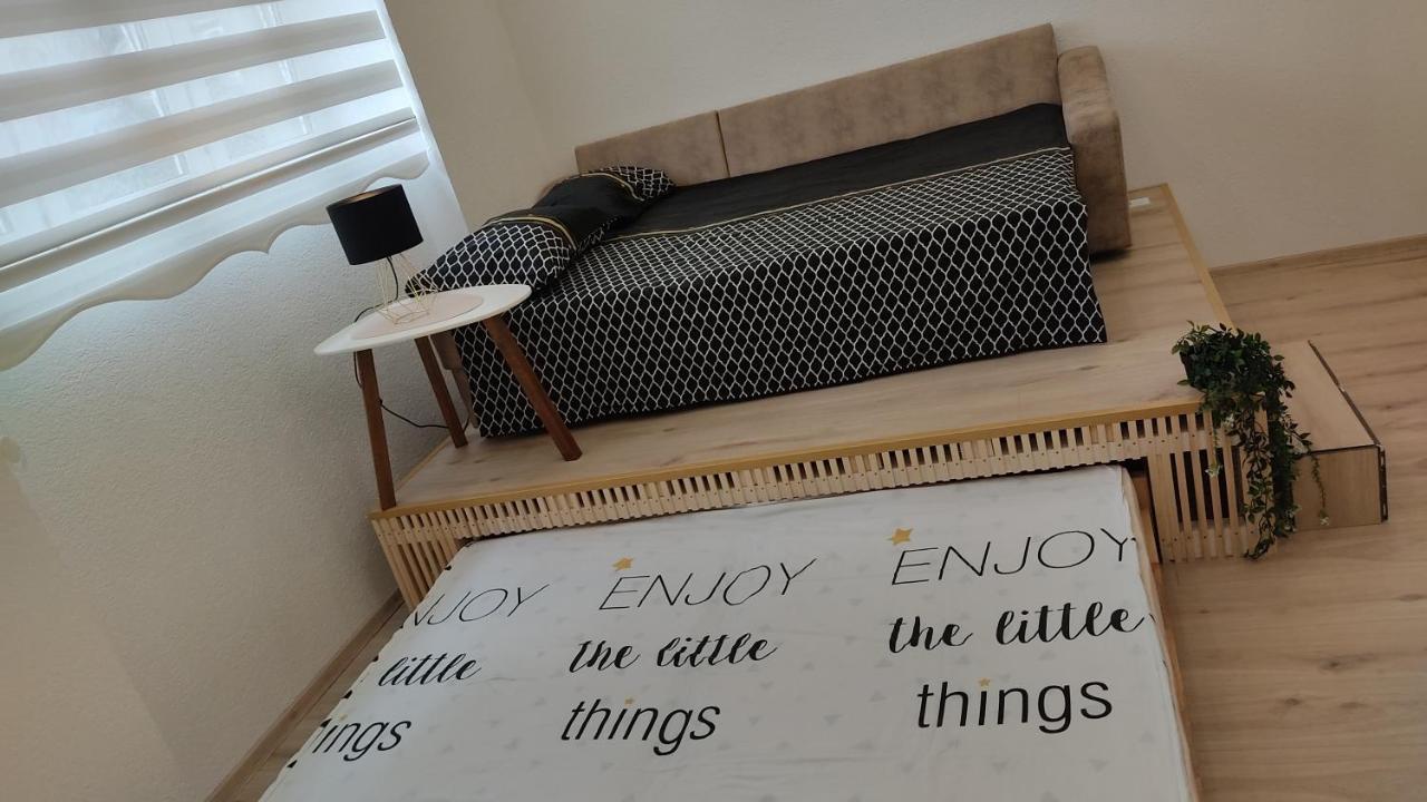 Studio Apartment - A Bit Of Joy Saraievo Exterior foto